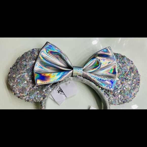 Disney Parks Magic Mirror Minnie Mouse Ears! - Picture 4 of 4